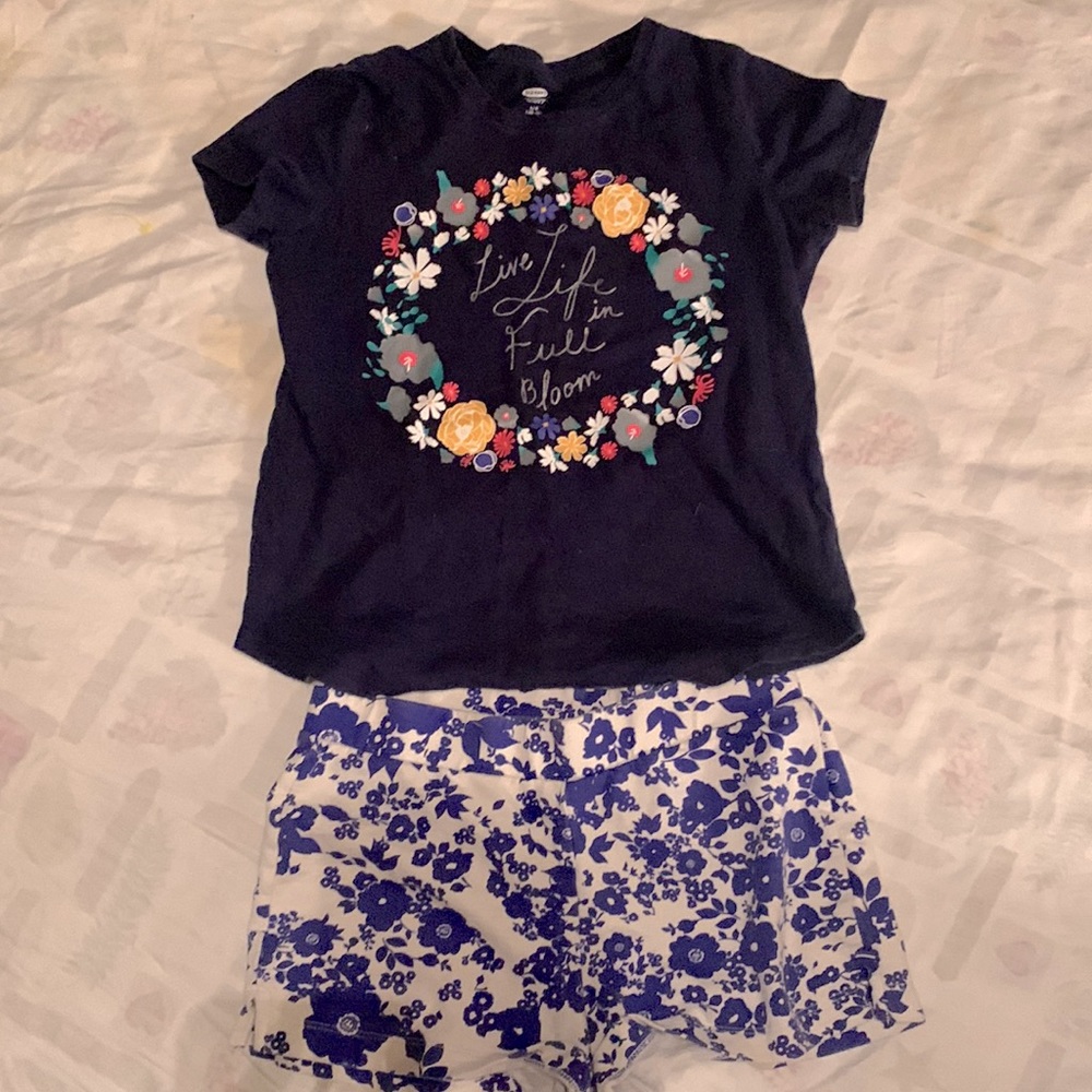 Old navy outfit